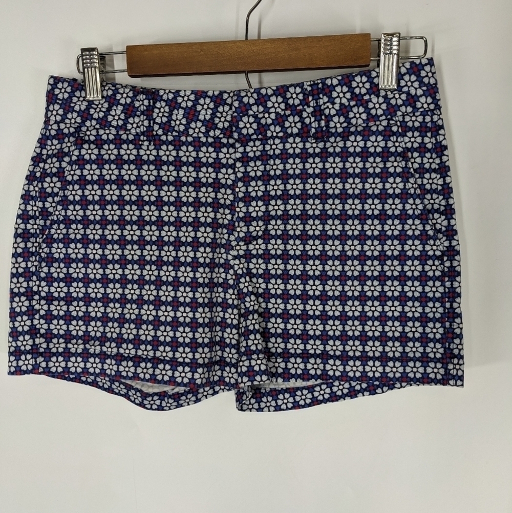 GAP FACTORY Floral City 3 Inch Flat Front Shorts